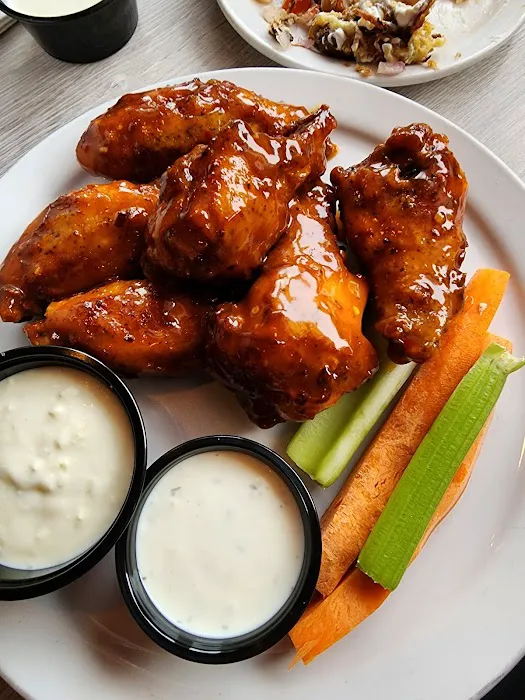 Riverside Pizza & Pub - South Elgin 10