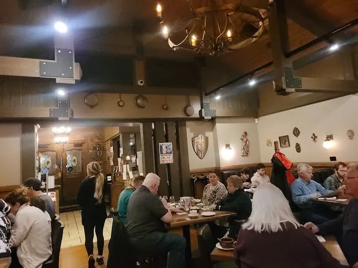 The Village Squire (South Elgin) 3