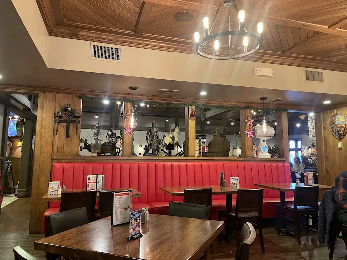 The Village Squire (South Elgin) 1