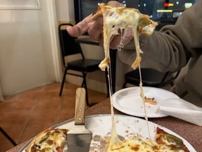 White Cottage Pizzeria 0