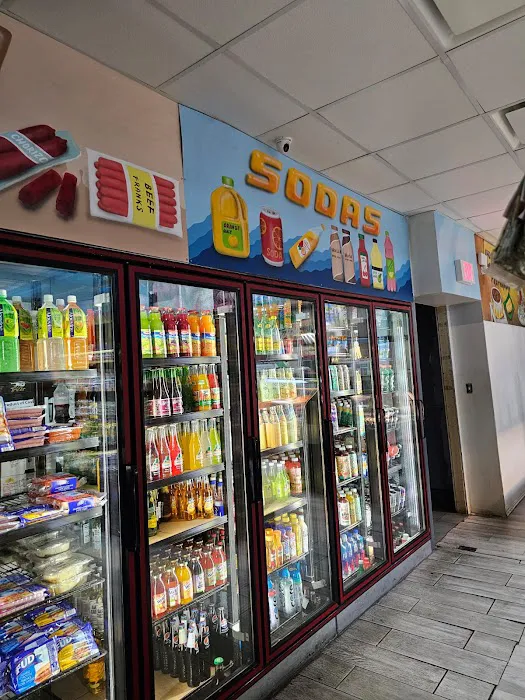 Mas Por Menos Grocery 9