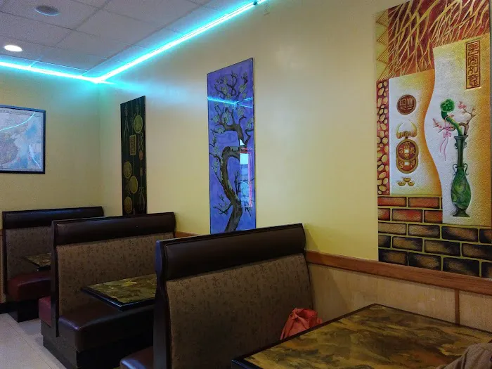 Chen's Bistro 7