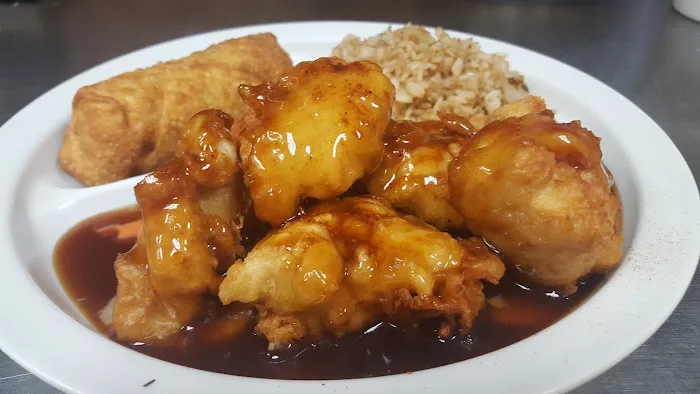 Cantonese House Chinese Restaurant 8