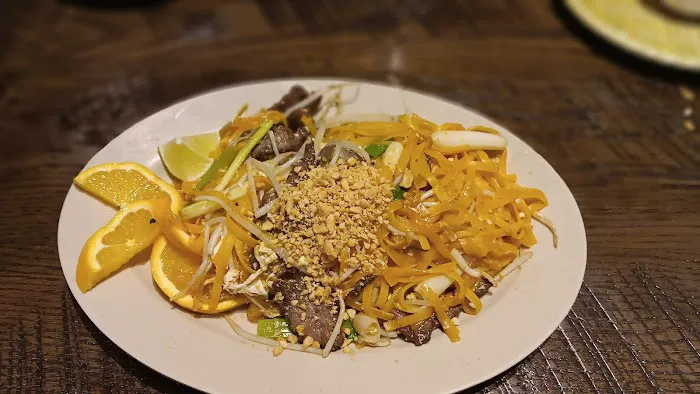 Madame Phở 10