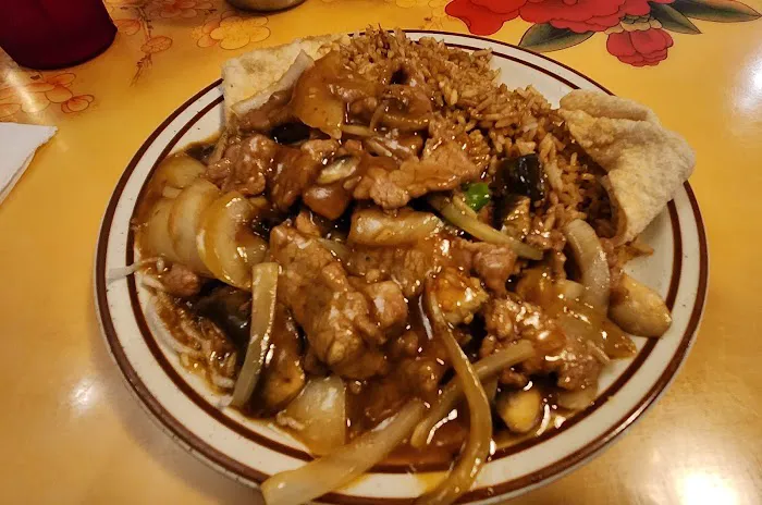 Yen Ching Restaurant 5