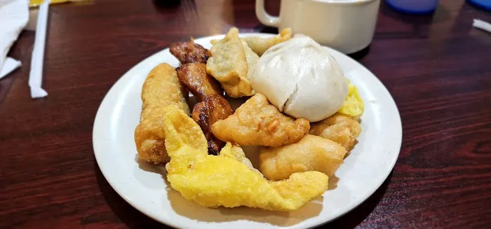 Lucky Ou Buffet 1