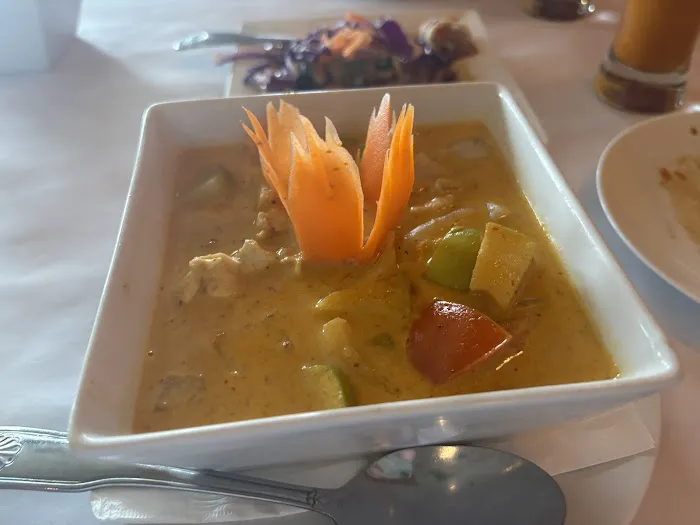 Montri Thai Fine Cuisine 10