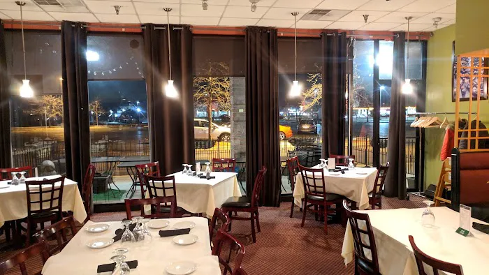 Montri Thai Fine Cuisine 2