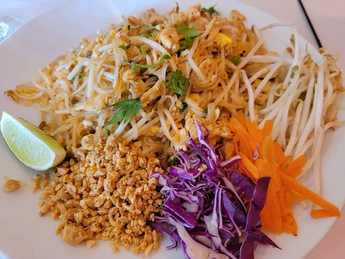 Montri Thai Fine Cuisine 7