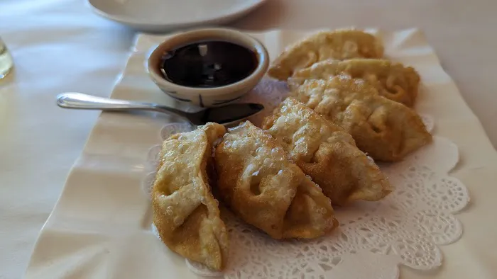 Montri Thai Fine Cuisine 9