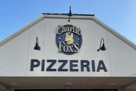 Charlie Fox's Pizzeria & Eatery