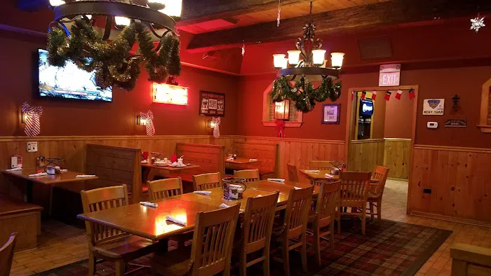 Charlie Fox's Pizzeria & Eatery 2