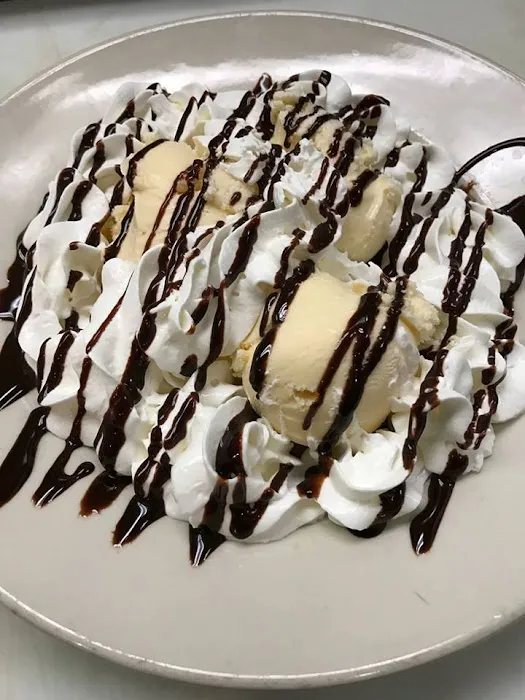 Charlie Fox's Pizzeria & Eatery 7