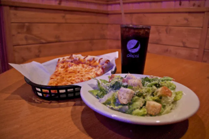 Charlie Fox's Pizzeria & Eatery 8