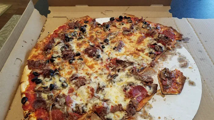 Charlie Fox's Pizzeria & Eatery 3