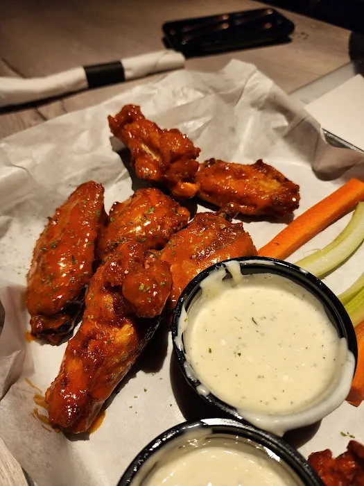Riverside Pizza & Pub - Batavia 4