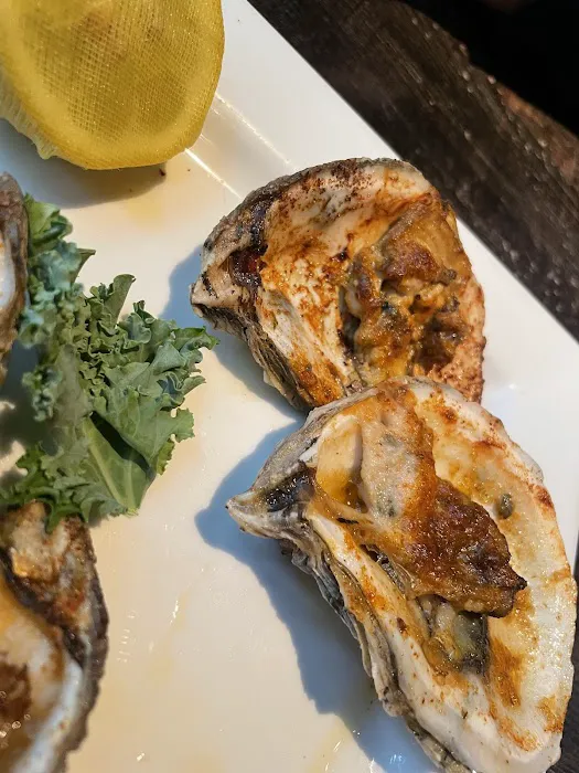Paisano's On Broadway Italian Steakhouse 4