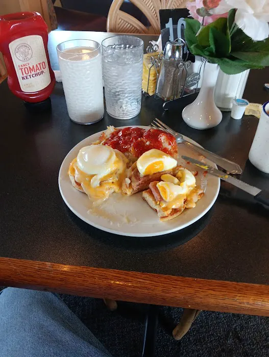Corner Kitchen Family Restaurant 1