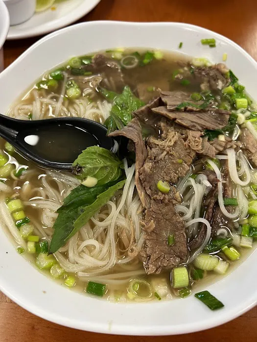 Baguette Bistro Pho & Banh Mi 6