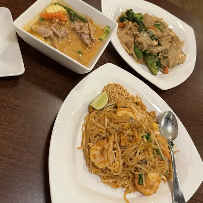 Herbs Thai Kitchen 6