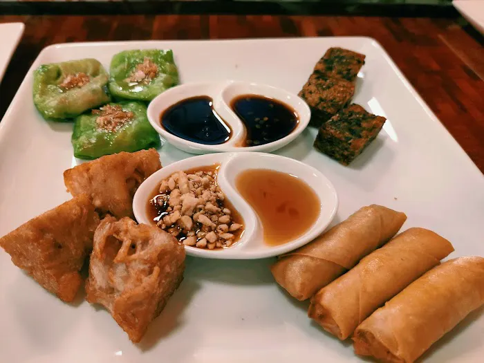 Herbs Thai Kitchen 8