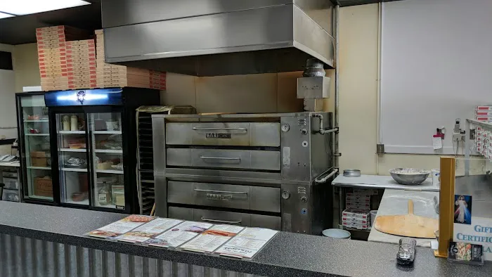 Federico's Pizza 8