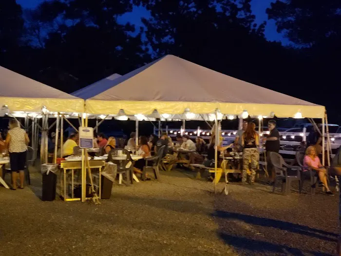 Windward Tavern 8