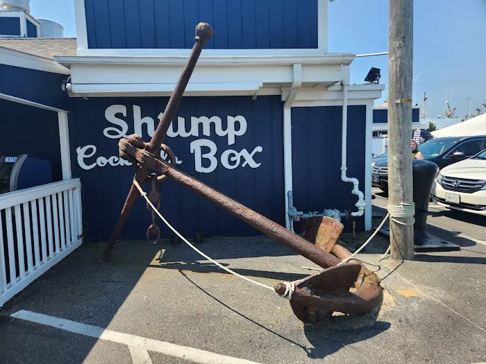 The Shrimp Box & Outside The Box Patio Bar 4