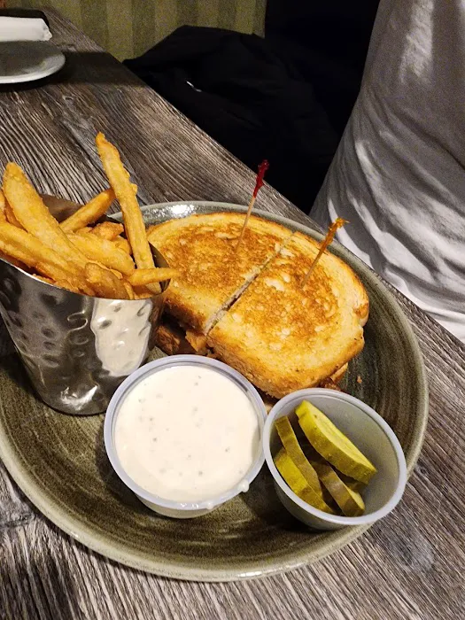 The Office Restaurant & Lounge 4