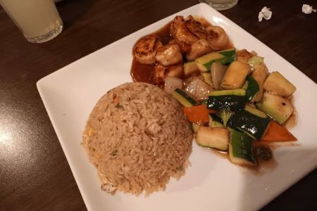 U House (Sushi,Cajun seafood )