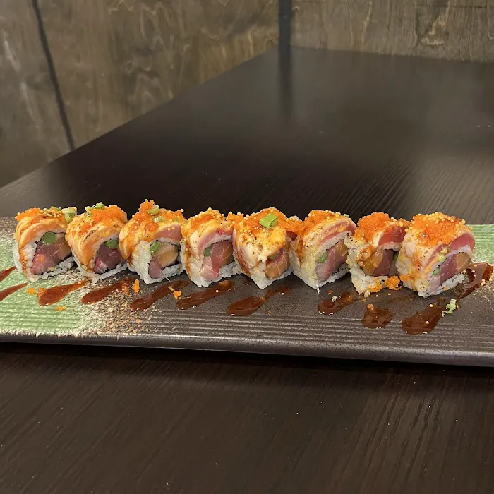 U House (Sushi,Cajun seafood ) 3