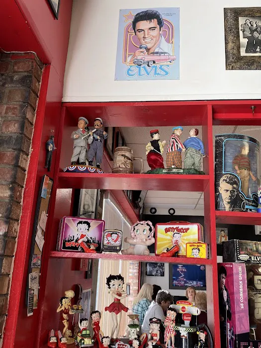 Poppy's Place 7