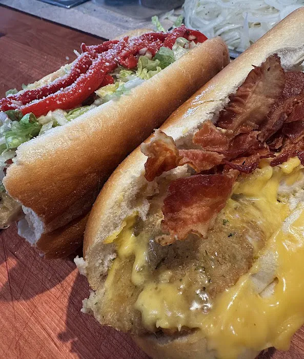 Richard's Sub World & Deli 7