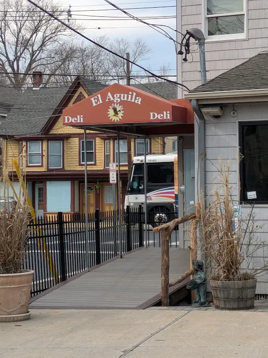 El Aguila Deli & Take Out 5
