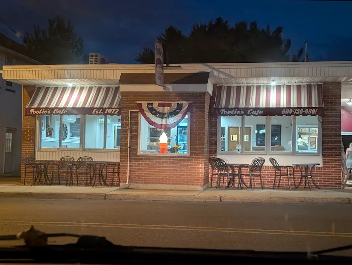Tootie's Restaurant 10