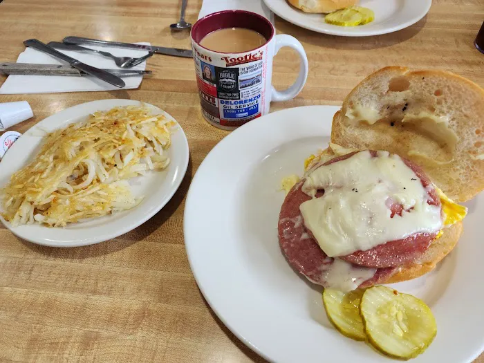 Tootie's Restaurant 4