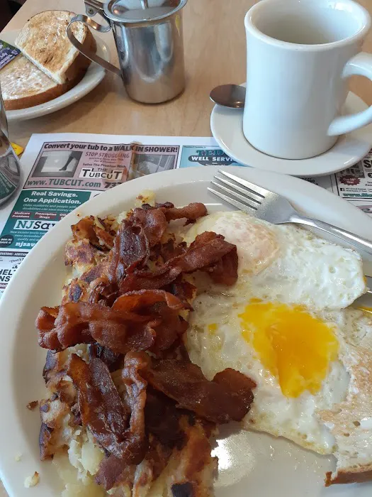 Town & Country Restaurant Diner 5