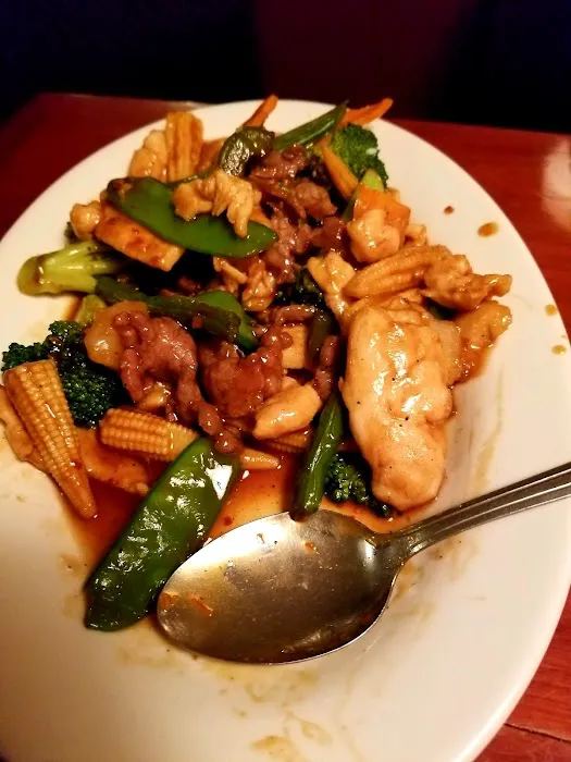 Peking Wok Chinese Restaurant 5