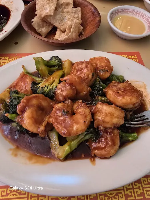 Hong Luck Restaurant 1