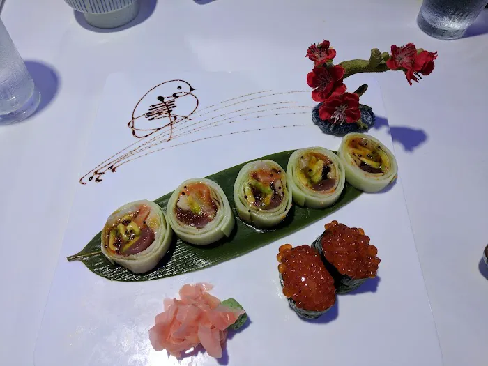 Ginger Wok Japanese & Chinese restaurant 7