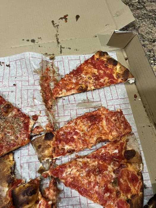 DeLorenzo's Pizza 7