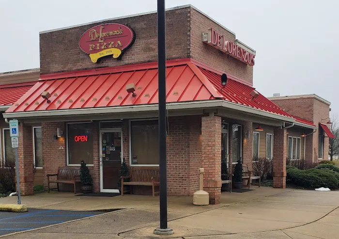 DeLorenzo's Pizza 5