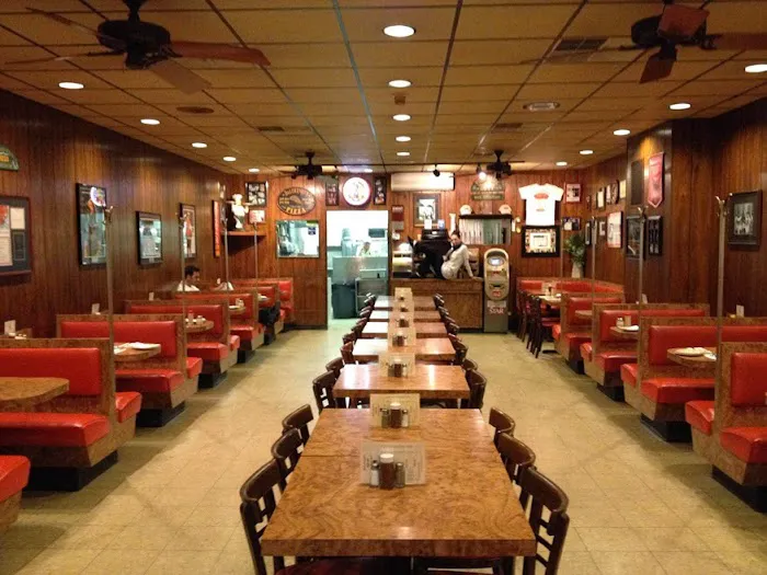 DeLorenzo's Pizza 2