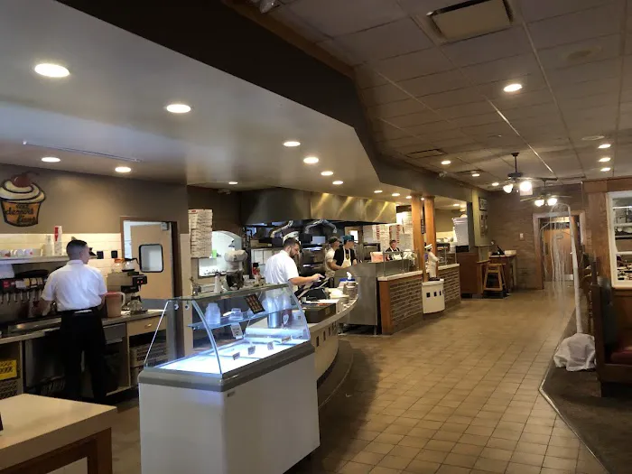DeLorenzo's Pizza 9