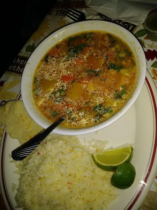 Casdeluna Bar and Restaurant 6
