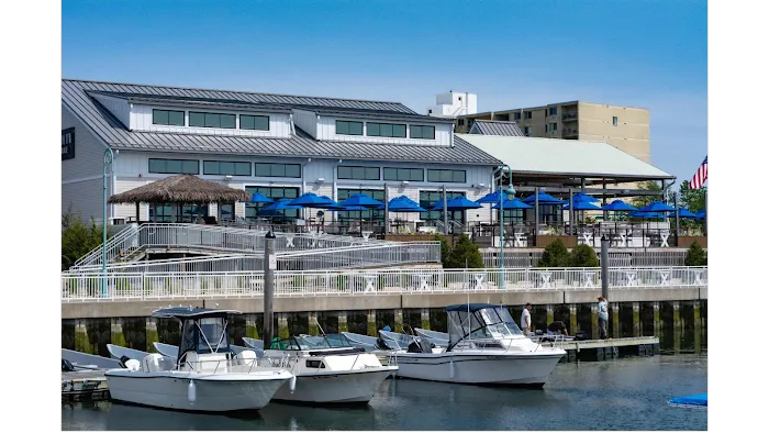 Marina Grille 9
