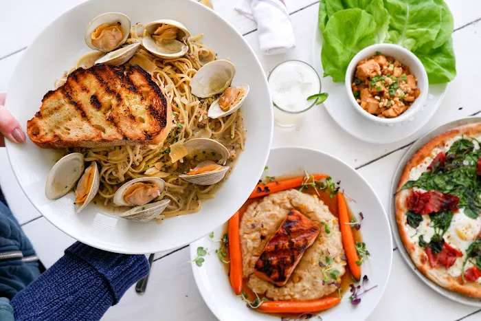 Marina Grille 3