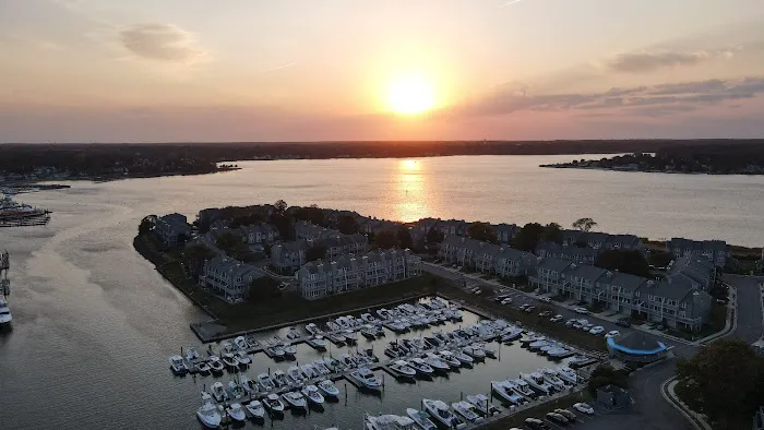 Marina Grille 6