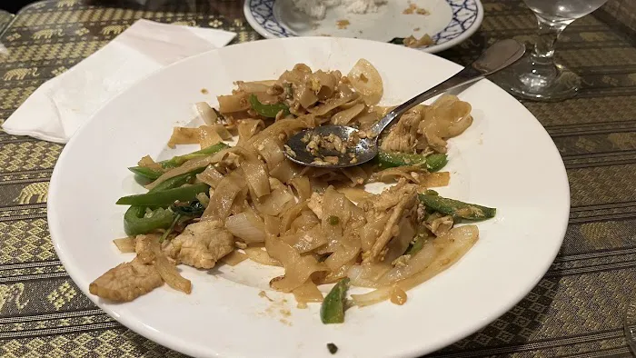 Siam Basil Thai Restaurant 6