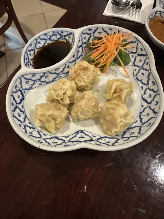 Siam Basil Thai Restaurant 5